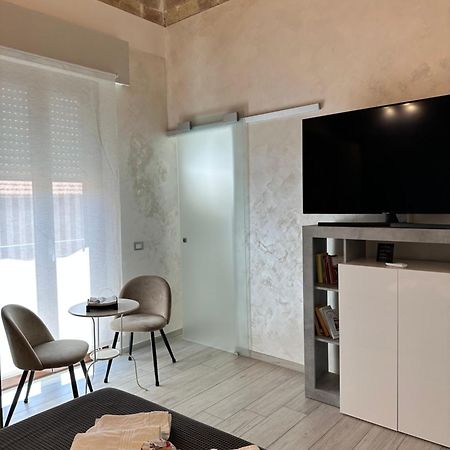 B & B Via Cavour แตร์โมลิ ภายนอก รูปภาพ