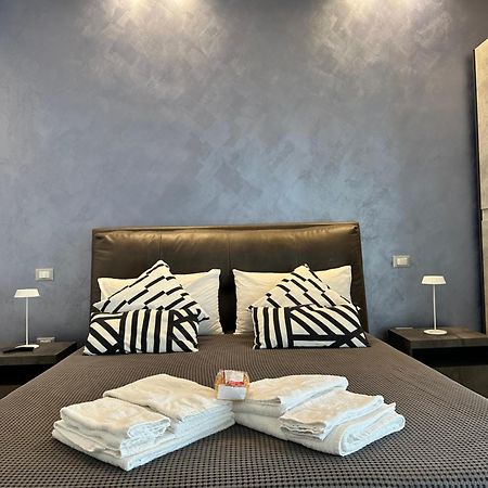B & B Via Cavour แตร์โมลิ ภายนอก รูปภาพ