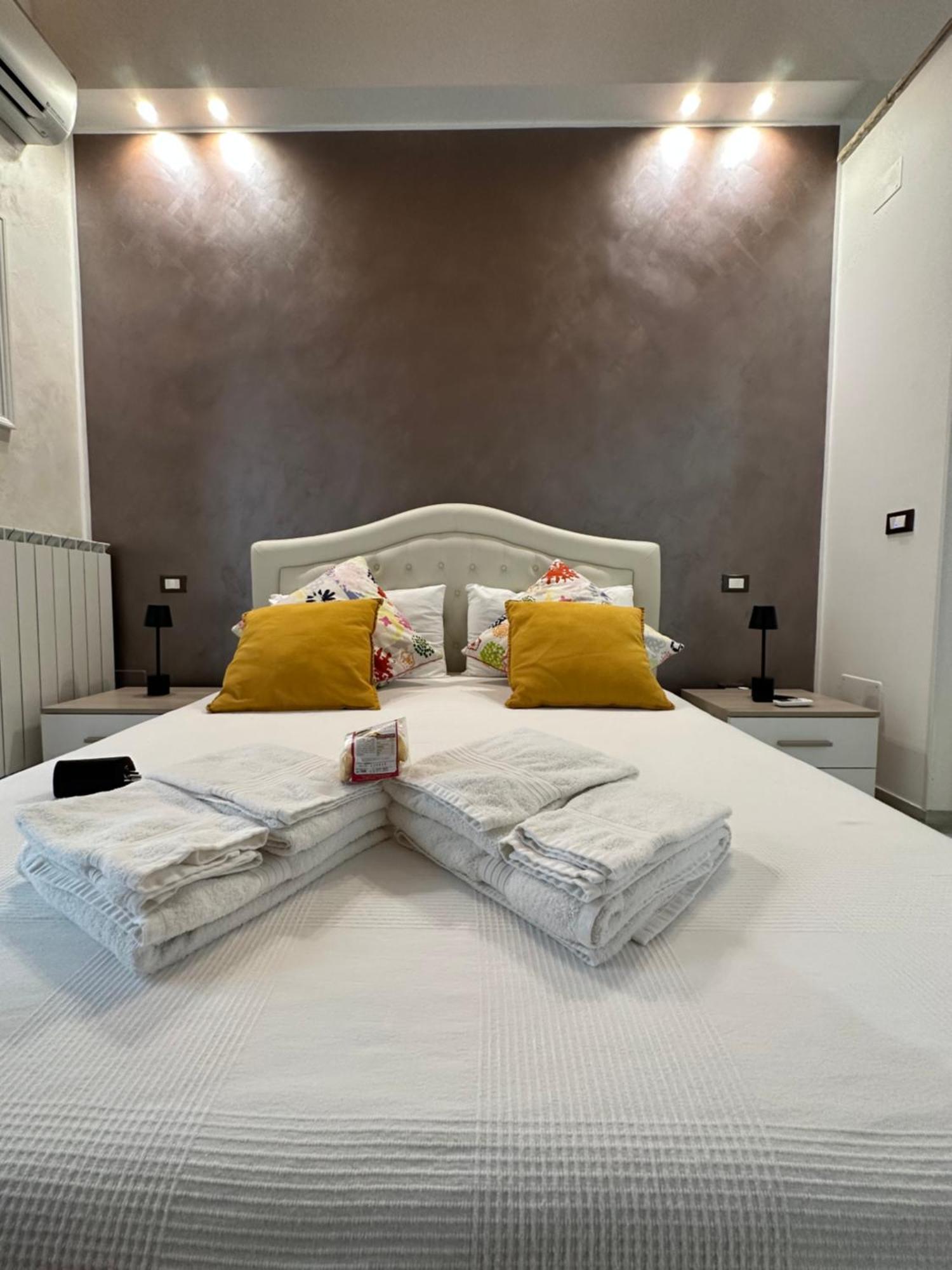B & B Via Cavour แตร์โมลิ ภายนอก รูปภาพ